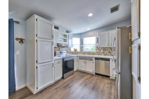 7359 SE Eagle Avenue, Hobe Sound, FL 33455 - MLS#R11130466