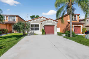 59 NW 44th Terrace, Deerfield Beach, FL 33442 - MLS#R11130503