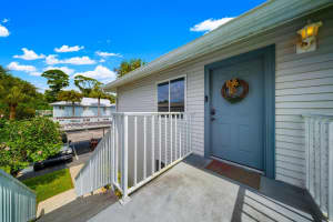 197 SE Village Drive 197, Port Saint Lucie, FL 34952 - MLS#R11130534