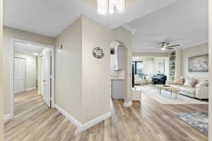 7546 La Paz Boulevard E 404, Boca Raton, FL 33433 - MLS#R11130536