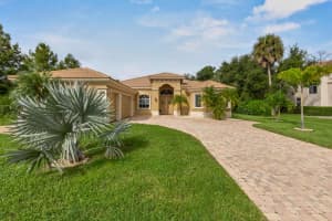 8300 Sw Cattleya Drive, Stuart