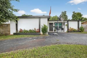 7451 NW 21st Street, Sunrise, FL 33313 - MLS#R11130550