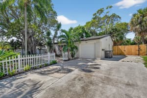 5009 Spruce Avenue, West Palm Beach, FL 33407 - MLS#R11130552