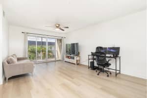 505 Spencer Drive 207, West Palm Beach, FL 33409 - MLS#R11130557