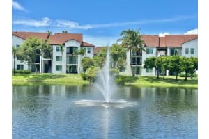 110 Villa Circle 110, Boynton Beach, FL 33435 - MLS#R11130581