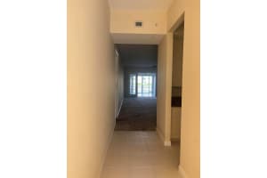 17 Harbour Isle Drive W 103, Fort Pierce, FL 34949 - MLS#R11130588