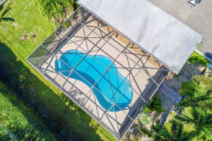 8148 SE Coconut Street, Hobe Sound, FL 33455 - MLS#R11130605