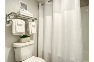 5399 Irlo Bronson Memorial Highway, Kissimmee, FL 34746 - MLS#R11130619