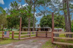 4920 Tree Top Trail, Fort Pierce, FL 34951 - MLS#R11130638
