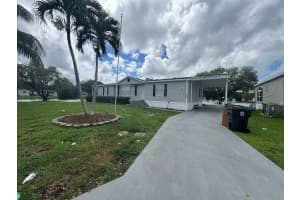 102 Plantation Blvd,, Lake Worth, FL 33467 - MLS#R11130649