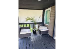 102 Plantation Blvd,, Lake Worth, FL 33467 - MLS#R11130649