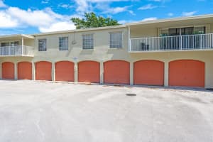 5850 NW 57th Avenue 5, Tamarac, FL 33319 - MLS#R11130661