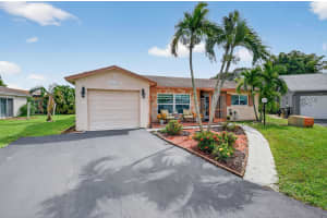 4158 Pine Aire Drive, Lake Worth, FL 33467 - MLS#R11130665
