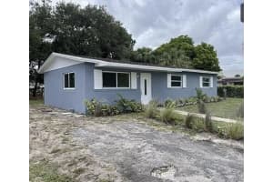 372 NW 4th Court, Deerfield Beach, FL 33441 - MLS#R11130667