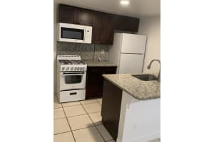 4561 Lake Avenue 9, West Palm Beach, FL 33405 - MLS#R11130675