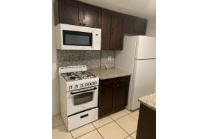 4561 Lake Avenue 9, West Palm Beach, FL 33405 - MLS#R11130675