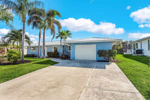 18598 Briggs Circle, Port Charlotte, FL 33948 - MLS#R11130685