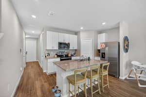 392 SE Sea Hunt Way, Stuart, FL 34994, Stuart, FL 34994 - MLS#R11130692