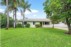 165 NW 8th Street, Boca Raton, FL 33432 - MLS#R11130727