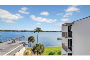 1202 Lake Drive, Lantana, FL 33462 - MLS#R11130738