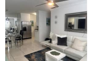 299 Sw 7th Street 110, Boca Raton