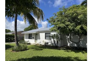 611 Monceaux Road, West Palm Beach, FL 33405 Sold 12/11/25