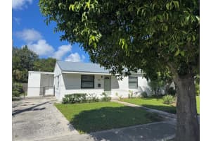 611 Monceaux Road, West Palm Beach, FL 33405 - MLS#R11130800