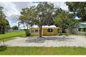 976 SW 34th Terrace, Palm City, FL 34990 - MLS#R11130817