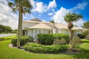5611 Se Foxcross Place 5611, Stuart