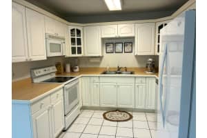 1820 Waterford Drive 3, Vero Beach, FL 32966 - MLS#R11130858