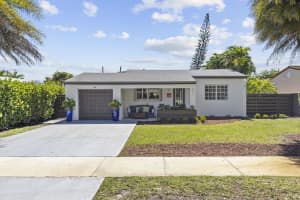 297 Minola Drive, Miami Springs, FL 33166 - MLS#R11130863