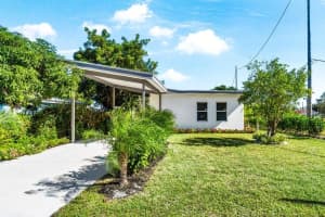 4400 Greenwood Avenue, West Palm Beach, FL 33407 - MLS#R11130869
