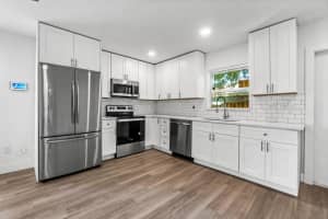 4400 Greenwood Avenue, West Palm Beach, FL 33407 - MLS#R11130869
