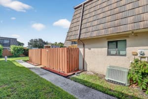 4023 Palm Bay Circle D, West Palm Beach, FL 33406 Sold 11/21/25