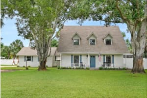 217 Se Oriole Avenue, Stuart