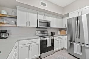 11770 Saint Andrews Place 102, Wellington, FL 33414 Sold 12/01/25