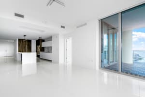 851 NE 1st Avenue 4111, Miami, FL 33132 - MLS#R11130894