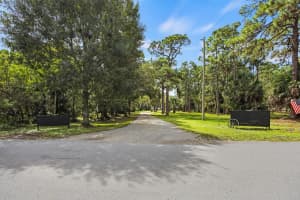 5028 Sw Moore Street, Palm City