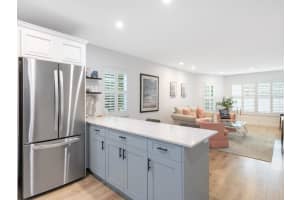 900 Jasmine Lane, Vero Beach, FL 32963 - MLS#R11130941