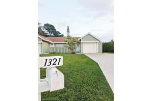 1321 La Haven Court, Port Saint Lucie, FL 34952 - MLS#R11130944