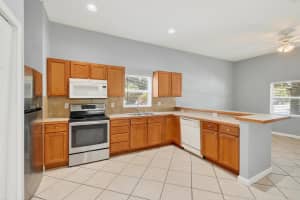 332 S E Street, Lake Worth Beach, FL 33460 - MLS#R11130988