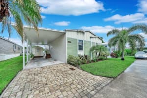 124 Plantation Boulevard, Lake Worth, FL 33467 Sold 02/12/26