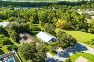 8828 SW Horizon Court, Stuart, FL 34997 - MLS#R11131066