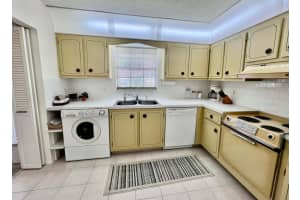 135 Amherst Lane, Lake Worth, FL 33467 - MLS#R11131067