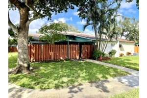 1020 Manor Drive 1-c, Palm Springs