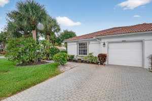 8421 Logia Circle, Boynton Beach