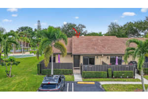 541 Shady Pine Way, Greenacres, FL 33415 - MLS#R11131075