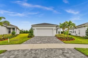 1133 Haven Circle, Vero Beach, FL 32960 - MLS#R11131105