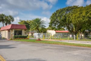 477 Lake Dora Drive, West Palm Beach, FL 33411 - MLS#R11131111