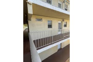 2515 NE 1st Court 215, Boynton Beach, FL 33435 - MLS#R11131127